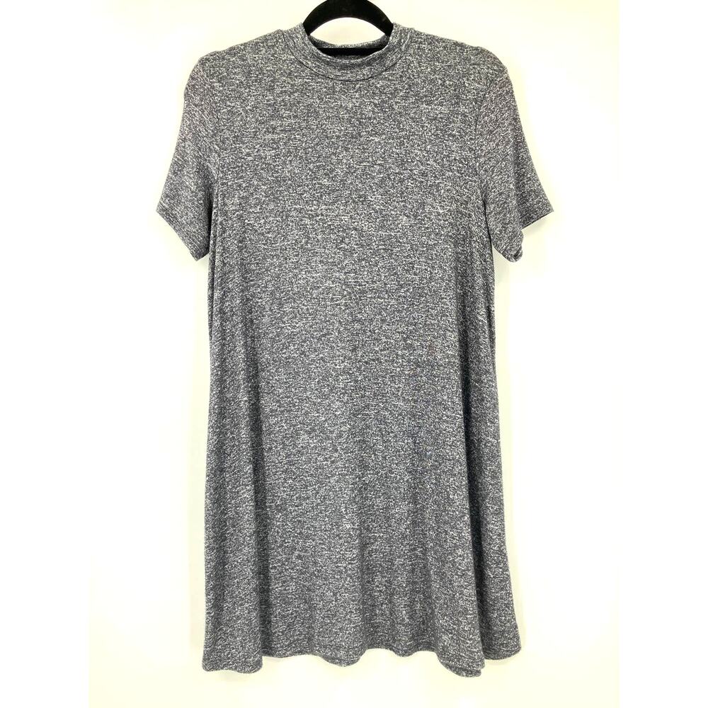 One Clothing Los Angeles Gray White Lightweight Mock Neck T-Shirt Swing Dress